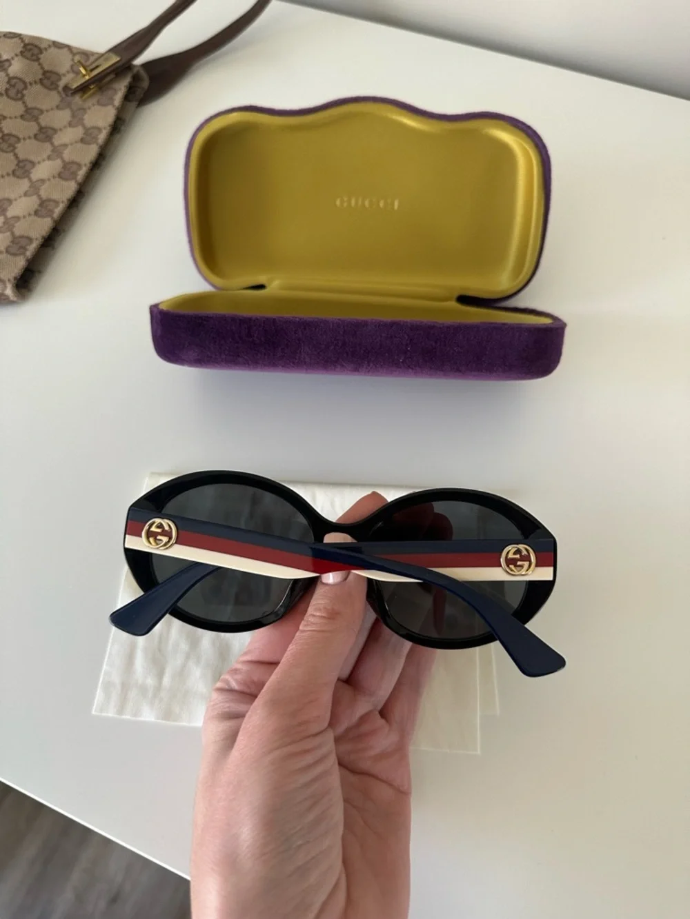 Gucci Black Sunglasses with Red & Blue Temple Stripes - Picture 3 of 7